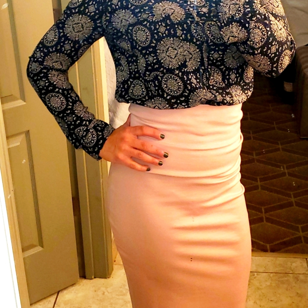 Outfit - Picture 2 of 13